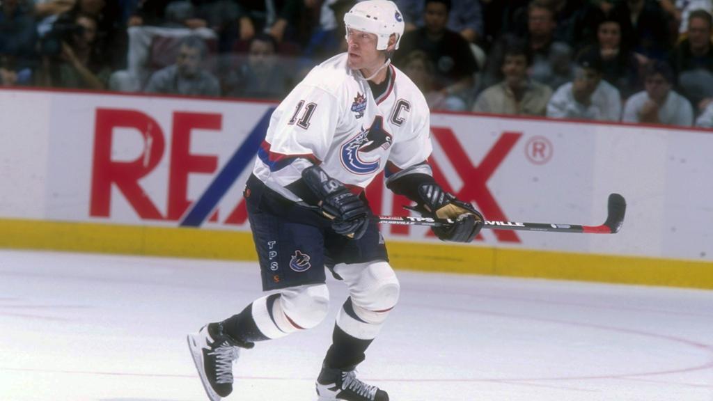 Mark Messier Vancouver Canucks October 3 NHL History