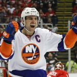 Which NHL team will John Tavares sign with?