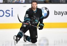 Erik Karlsson signs 8-year contract extension