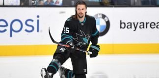 Erik Karlsson signs 8-year contract extension
