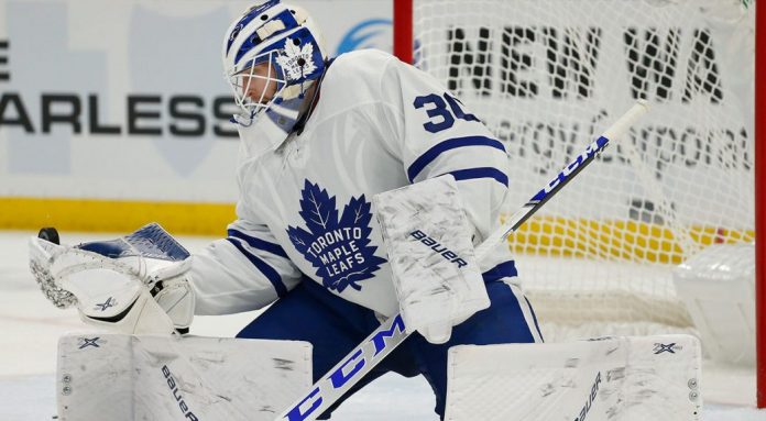 The Toronto Maple Leafs are looking to make a trade for a backup goalie