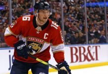 Aleksander Barkov signs eight-year contract extension worth $80 million. He will receive $72 million in signing bonus money.