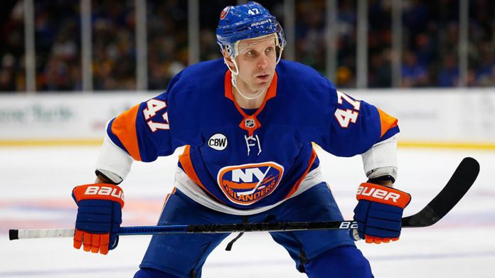 Leo Komarov is expected to be placed on unconditional waivers to terminate his contract. The 34-year-old forward will then sign with SKA St. Petersburg of the KHL.