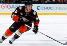 Max Comtois out 4-6 weeks after surgery