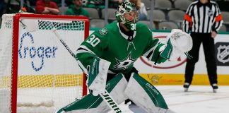 Dallas Stars goalie Ben Bishop has been forced to retire as a result of a degenerative condition in his right knee.