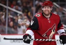 The Edmonton Oilers are looking to make a move and the latest NHL trade rumors have the Oilers interested in a Phil Kessel trade.