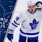 Auston Matthews is the NHL betting favorite to win the Hart trophy over Connor McDavid.
