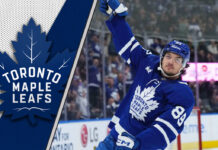 Picture of Toronto Maple Leafs Nick Robertson celebrating a goal.