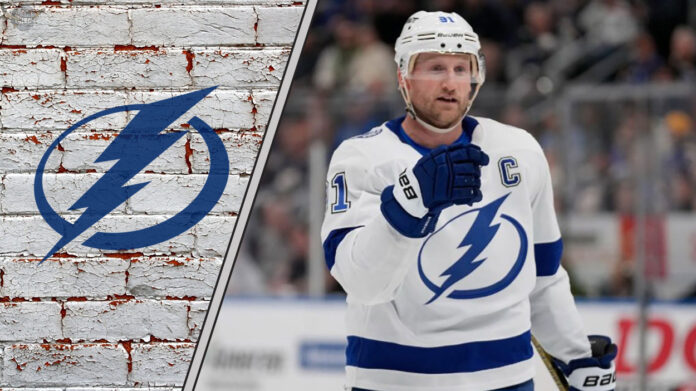 Will Steven Stamkos test free agency? Picture of Tampa Bay Lightning captain Steven Stamkos celebrating a goal.