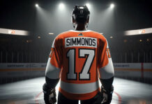 Wayne Simmonds celebrates a goal in his Flyers jersey