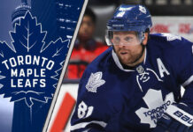 Phil Kessel in a Toronto Maple Leafs jersey