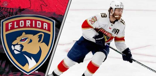 Florida Panthers forward Matthew Tkachuk skates with the puck, illustrating his 2025-2026 fantasy hockey point projection.