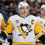 Contenders, Not Sellers: The Inside Look at the Pittsburgh Penguins’ Surprising Early-Season Strategy Pittsburgh Penguins stars Sidney Crosby, Erik Karlsson, and Bryan Rust celebrating, symbolizing the team's decision to contend this season.
