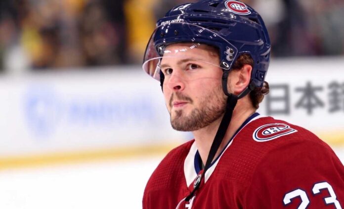 Close-up of Mason McTavish, Anaheim Ducks center, linked to Montreal Canadiens trade rumors.