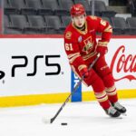 Why Ethan Belchetz is the Perfect First-Round Pick for the New York Islanders 6-foot-5 Windsor Spitfires power forward Ethan Belchetz, a target for the New York Islanders at the 2026 NHL Draft, controls the puck during a game.