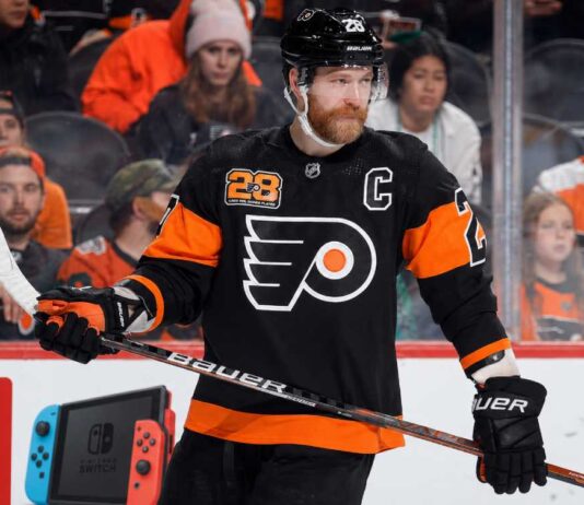 Will the Philadelphia Flyers Sign Claude Giroux? Latest Rumors and Contract Fit Claude Giroux Philadelphia Flyers captain linked to Flyers reunion rumor after Ottawa Senators contract talks