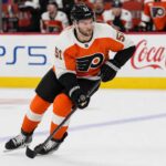 Shane Wright Trade Rumors: Flyers Lead If Ducks Match Carlsson Shane Wright skates in a Philadelphia Flyers home jersey as Seattle Kraken trade rumors link the young center to Philadelphia.