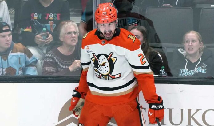 chris-kreider-anaheim-ducks-trade-rumors Chris Kreider celebrates in an Anaheim Ducks uniform as NHL trade rumors surround his future with the team.