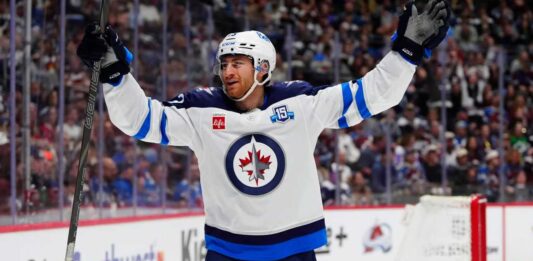 Gabriel Vilardi celebrates for the Winnipeg Jets ahead of his 2026-27 fantasy hockey projection